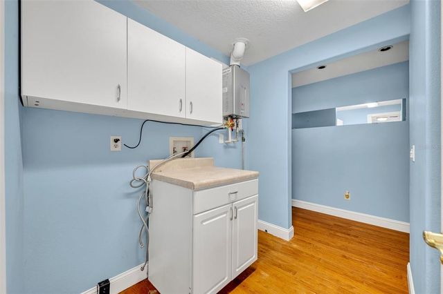 225 N PHIPPEN AVENUE, Deland, FL 32724