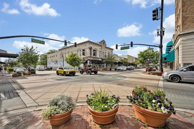 225 N PHIPPEN AVENUE, Deland, FL 32724