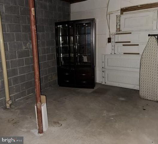 2031 WINTERGREEN PL, Baltimore, MD 21237