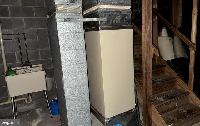 2031 WINTERGREEN PL, Baltimore, MD 21237