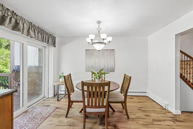 33066 Walnut Place, Waukee, IA 50263