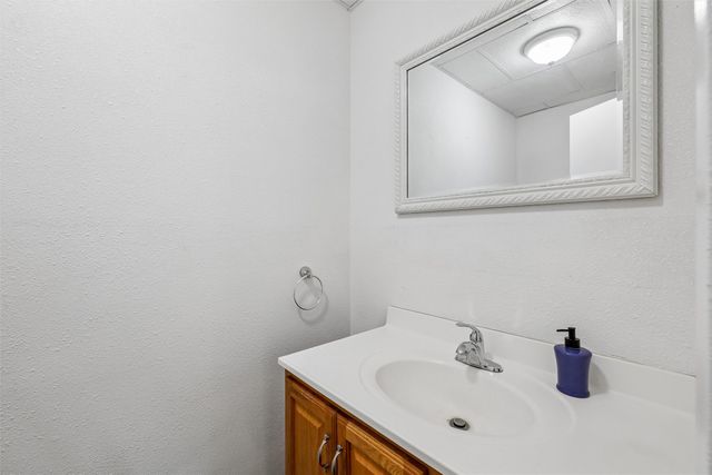 33066 Walnut Place, Waukee, IA 50263