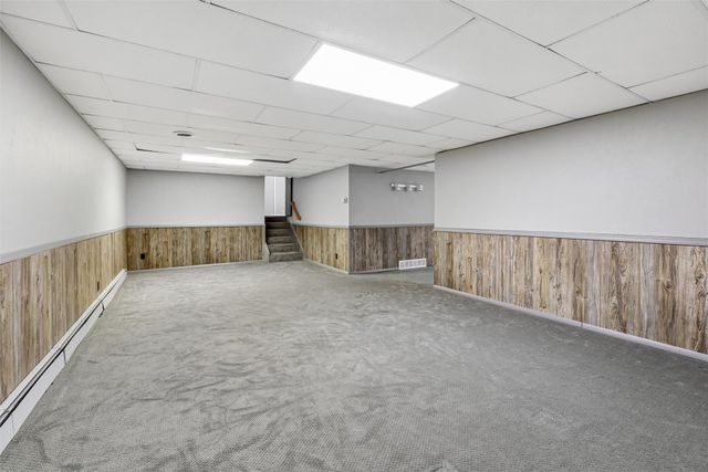 33066 Walnut Place, Waukee, IA 50263