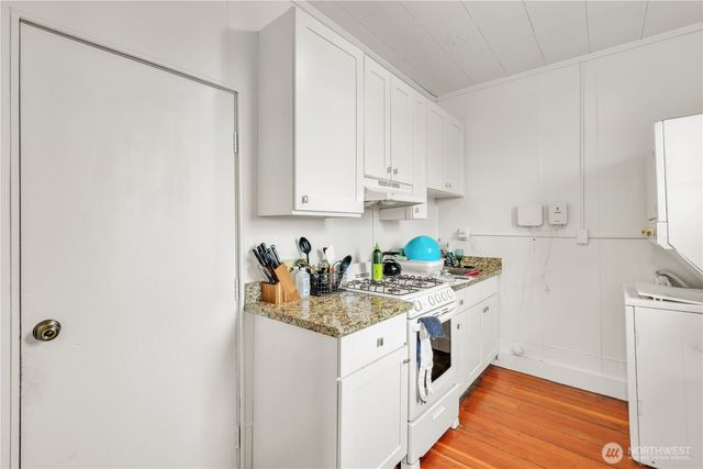 172 16th Avenue, Seattle, WA 98122