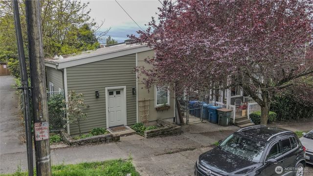 172 16th Avenue, Seattle, WA 98122