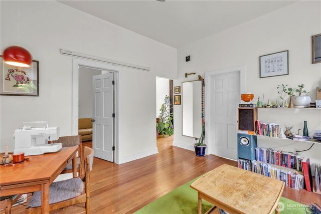 172 16th Avenue, Seattle, WA 98122