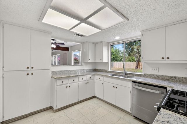 11401 WINDERMERE MDW, Austin, TX 78759