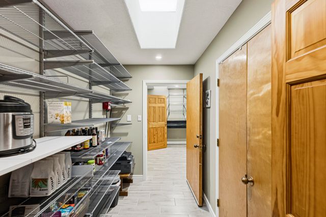 500 Calle De Wences, Los Lunas, NM 87031