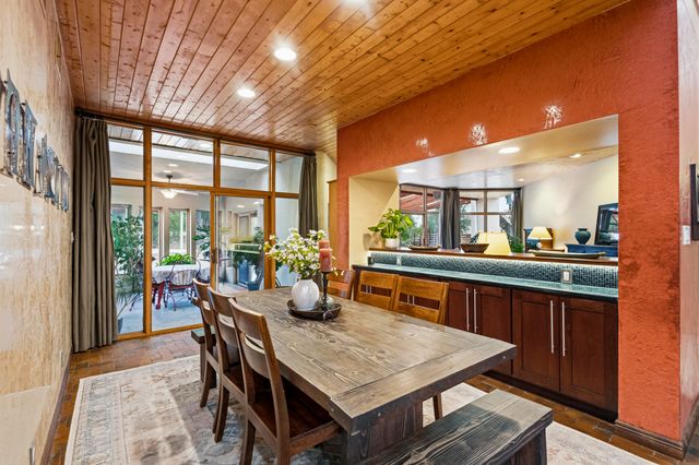 500 Calle De Wences, Los Lunas, NM 87031