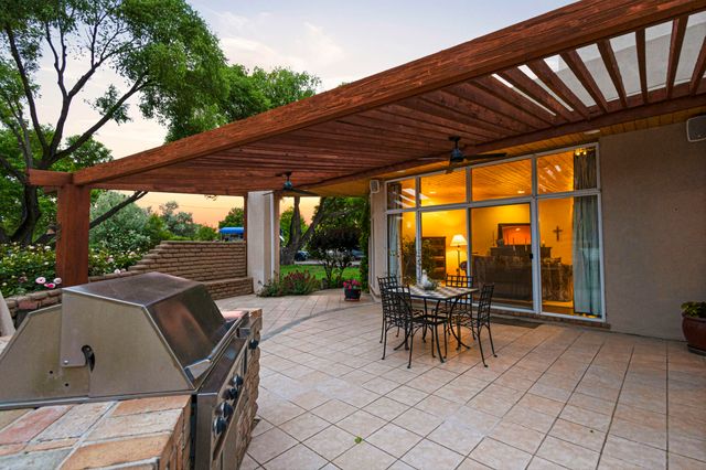 500 Calle De Wences, Los Lunas, NM 87031