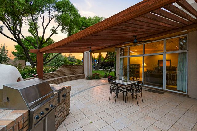 500 Calle De Wences, Los Lunas, NM 87031