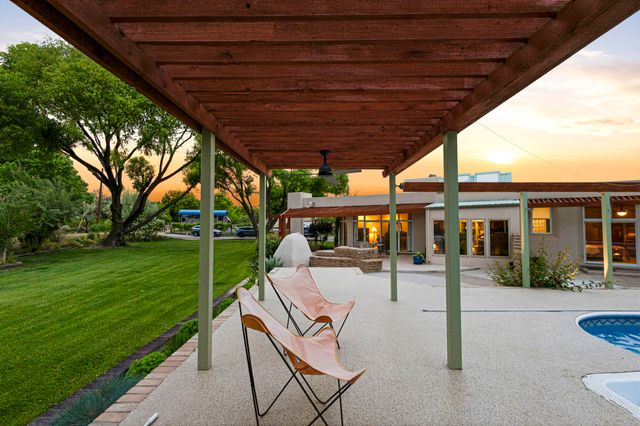 500 Calle De Wences, Los Lunas, NM 87031