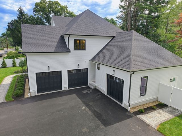 10 Travis Road, Natick, MA 01760