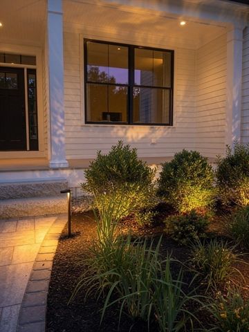 10 Travis Road, Natick, MA 01760
