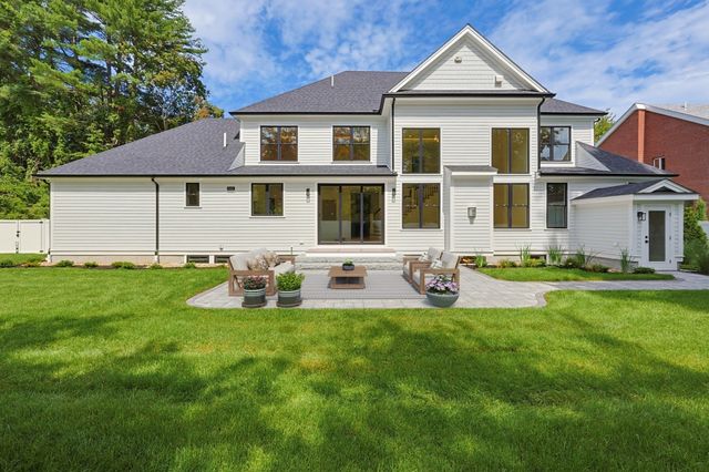 10 Travis Road, Natick, MA 01760
