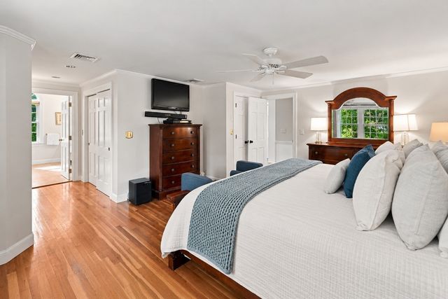 15 Alden Circle, Reading, MA 01867