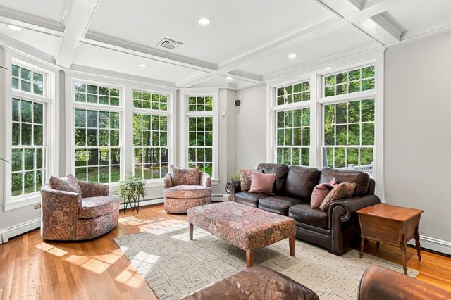 15 Alden Circle, Reading, MA 01867