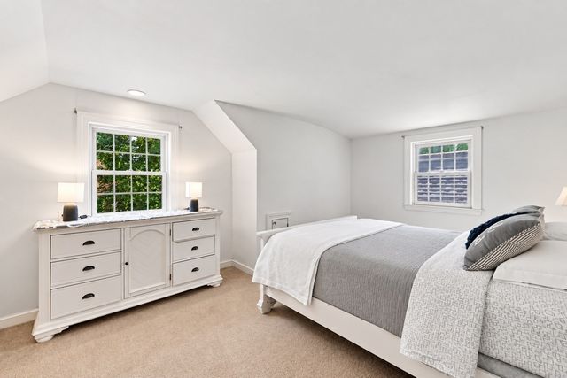 15 Alden Circle, Reading, MA 01867