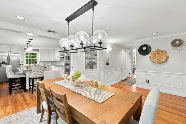 15 Alden Circle, Reading, MA 01867