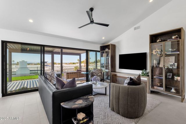 7112 N 23RD Way, Phoenix, AZ 85020