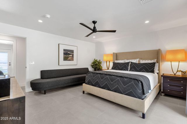 7112 N 23RD Way, Phoenix, AZ 85020