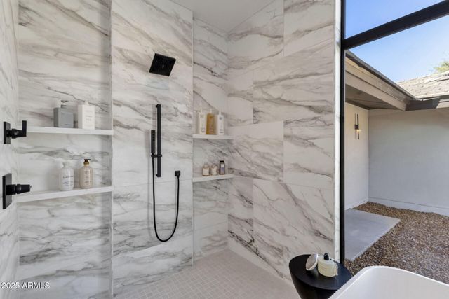 7112 N 23RD Way, Phoenix, AZ 85020