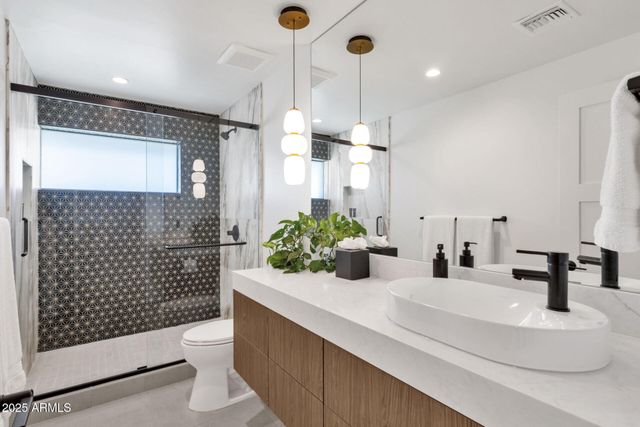 7112 N 23RD Way, Phoenix, AZ 85020