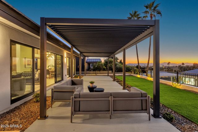 7112 N 23RD Way, Phoenix, AZ 85020