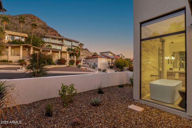 7112 N 23RD Way, Phoenix, AZ 85020