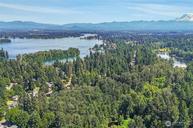 4302 W Tapps Drive E, Lake Tapps, WA 98391