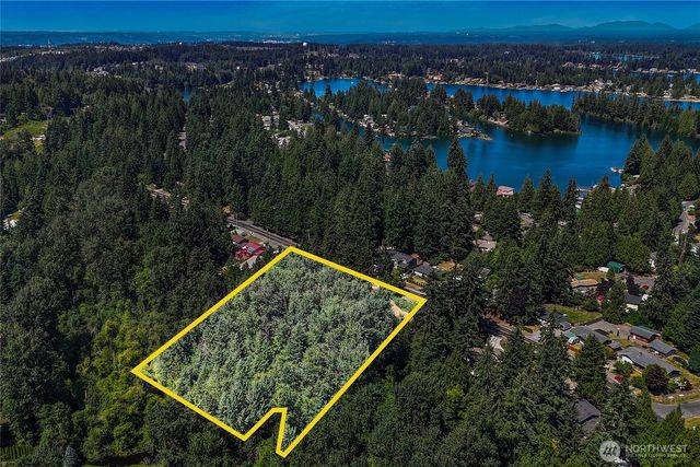 4302 W Tapps Drive E, Lake Tapps, WA 98391