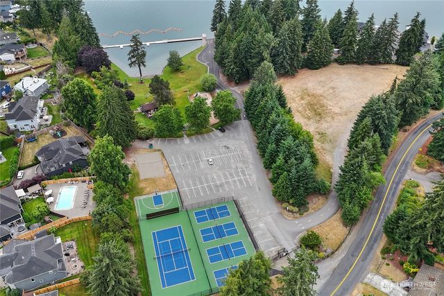 4302 W Tapps Drive E, Lake Tapps, WA 98391