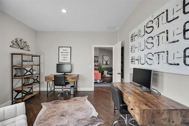 550 N Walnut Creek Drive 100-D, Mansfield, TX 76063