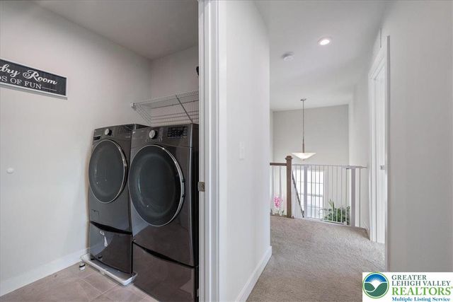 1064 Woodmont Lane, North Catasauqua Bor, PA 18032