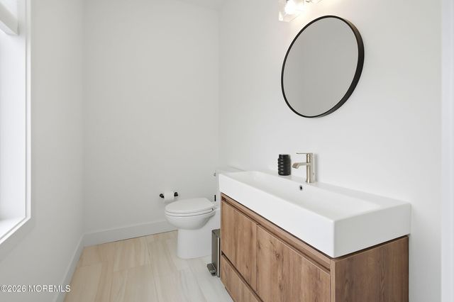 2 E 15th Street, Long Beach Twp, NJ 08008