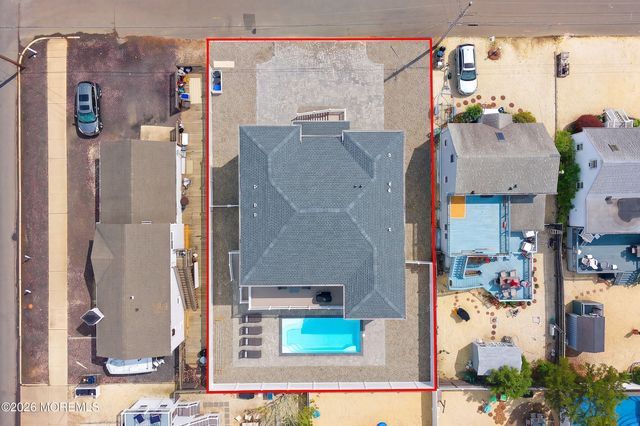 2 E 15th Street, Long Beach Twp, NJ 08008