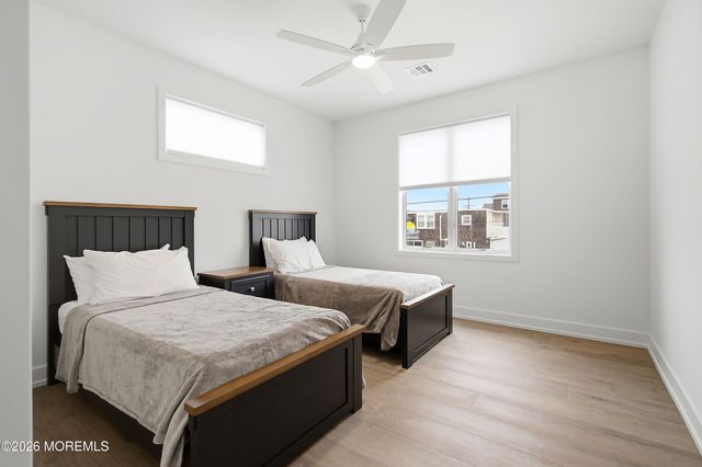 2 E 15th Street, Long Beach Twp, NJ 08008