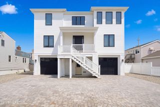 2 E 15th Street, Long Beach Twp, NJ 08008