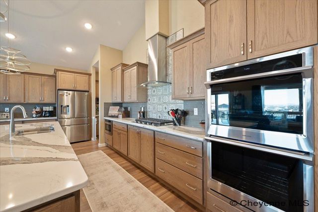 4128 FARTHING RD, Cheyenne, WY 82001