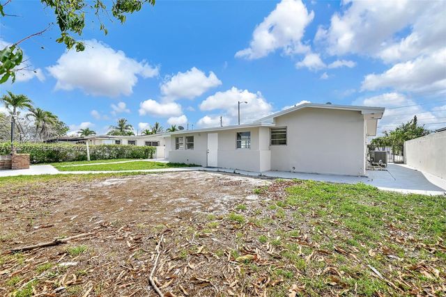6325 W 12th Ave, Hialeah, FL 33012