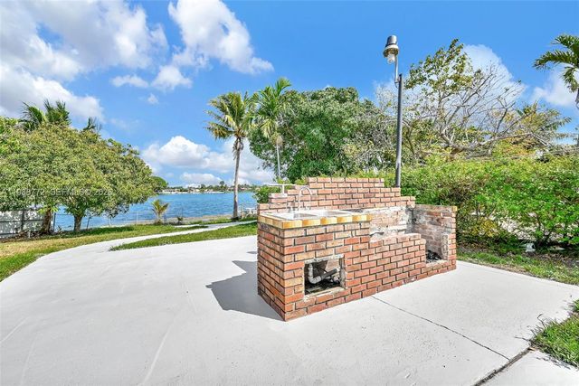 6325 W 12th Ave, Hialeah, FL 33012