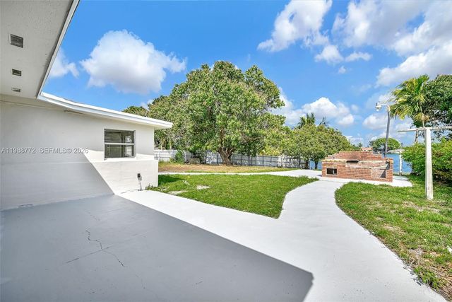 6325 W 12th Ave, Hialeah, FL 33012