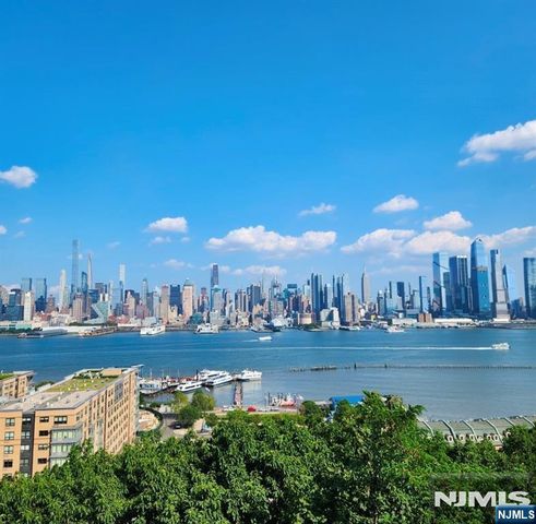 6515 Boulevard E 4 Q, West New York, NJ 07093