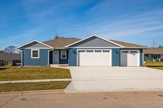 11435 Monteville COURT, Trempealeau, WI 54661