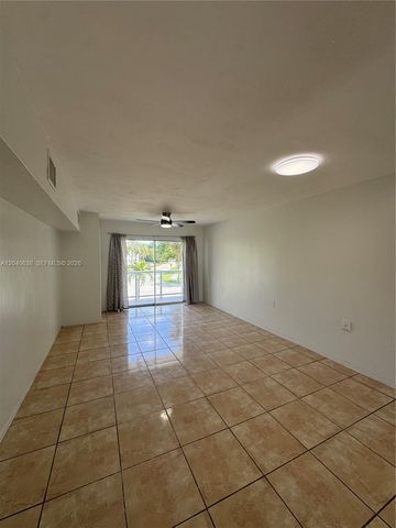 1600 NE 114th St 204, Miami, FL 33181