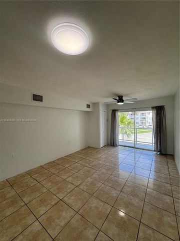 1600 NE 114th St 204, Miami, FL 33181