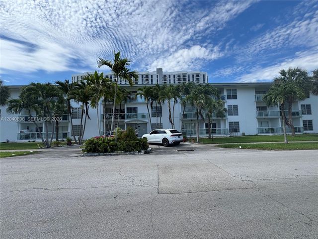 1600 NE 114th St 204, Miami, FL 33181