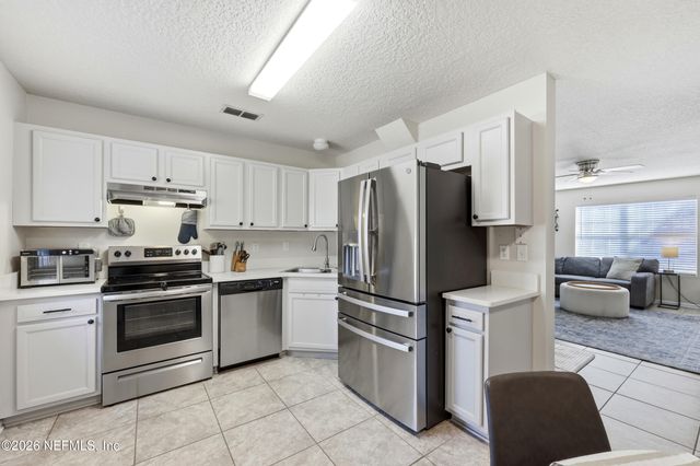 2736 JEWELL Road, Jacksonville, FL 32216