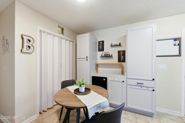 2736 JEWELL Road, Jacksonville, FL 32216