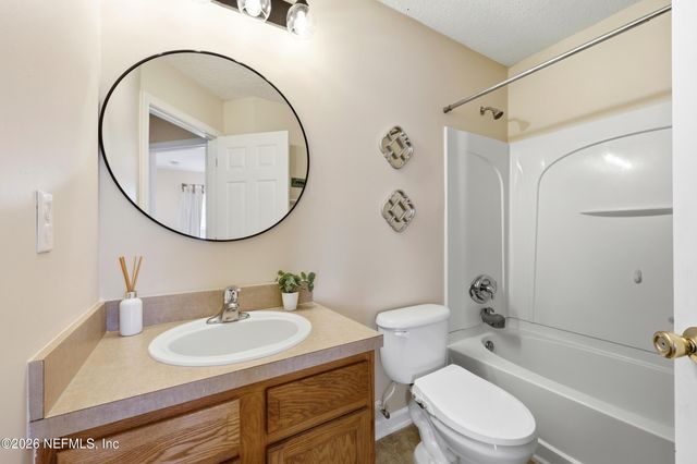 2736 JEWELL Road, Jacksonville, FL 32216